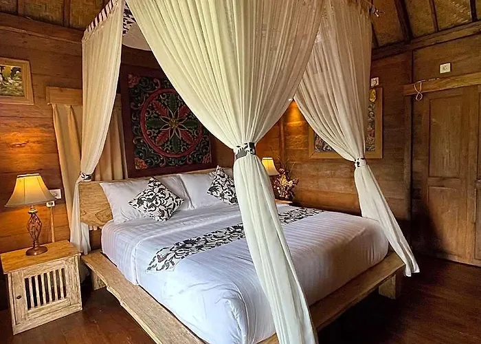 Sirya Lodge *