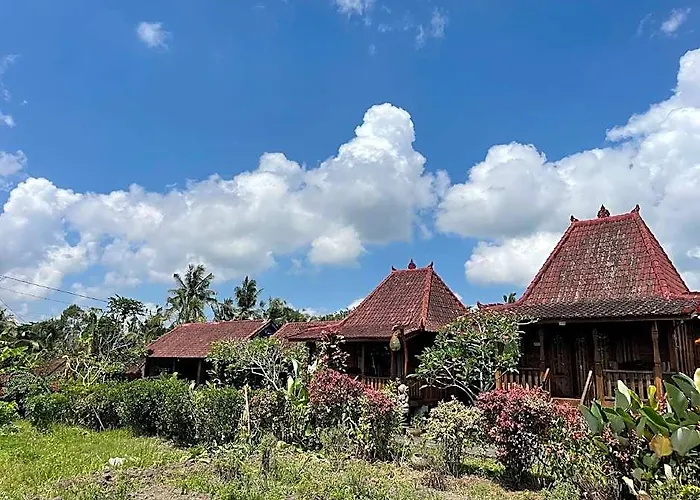 Sirya Lodge Meliling